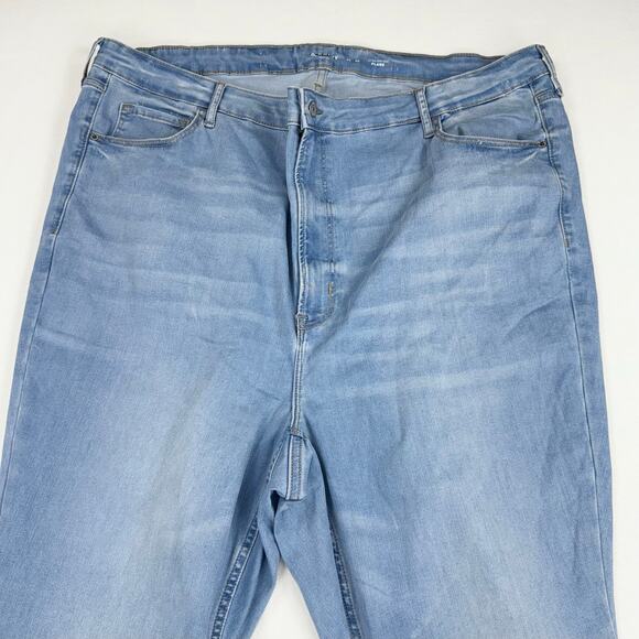 Old Navy Plus Women's Extra High Rise Flare Leg Jean Size 26-30 3X 4X Lgt Blue - Picture 5 of 13